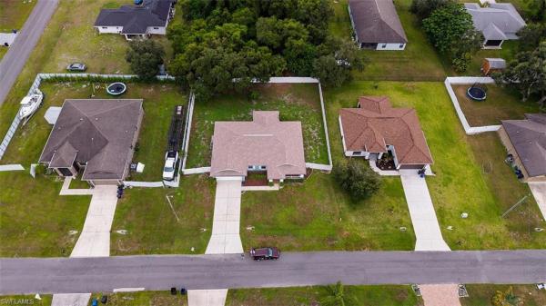 Mirror Lakes, 715 Zendor Ave, Fort Myers, Florida 33913, image 3