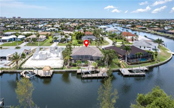 Cape Coral Residential, 2317 43rd Ln, Cape Coral, Florida 33914, image 2