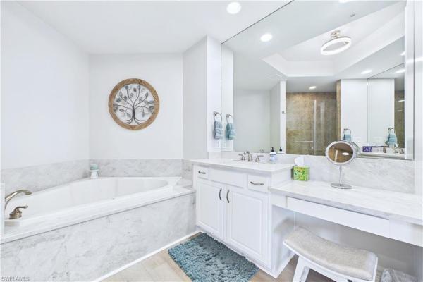 High Point Place, 2090 First St #G2907, Fort Myers, Florida 33901, image 2