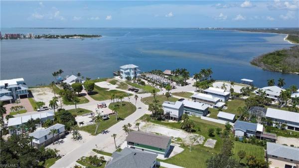 San Carlos On The Gulf, 915 North St, Fort Myers Beach, Florida 33931, image 3