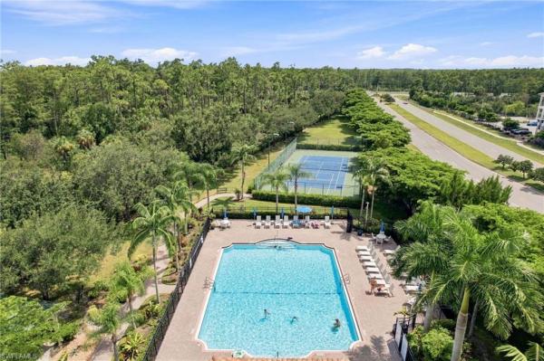 Colonnade At The Forum, 9977 Chiana Cir, Fort Myers, Florida 33905, image 2