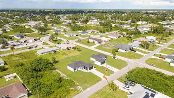 2702 11th St Sw, Lehigh Acres, Florida 33976, image 1
