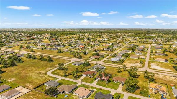 Cape Coral Residential, 2810 24th Ave, Cape Coral, Florida 33993, image 2