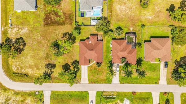 Cape Coral Residential, 2810 24th Ave, Cape Coral, Florida 33993, image 1