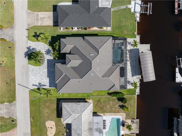 Yacht Club, 1122 Lucerne Ave, Cape Coral, Florida 33904, image 1