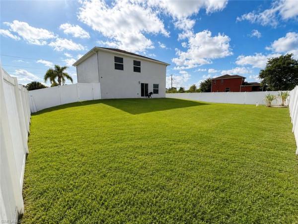 918 S Marilyn Ave, Lehigh Acres, Florida 33974, image 3