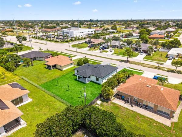 Cape Coral Residential, 29 Trafalgar Pkwy, Cape Coral, Florida 33991, image 2