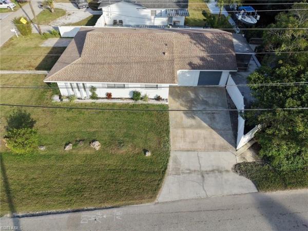 Holeusa Estates, 56 Cardinal Dr, North Fort Myers, Florida 33917, image 1