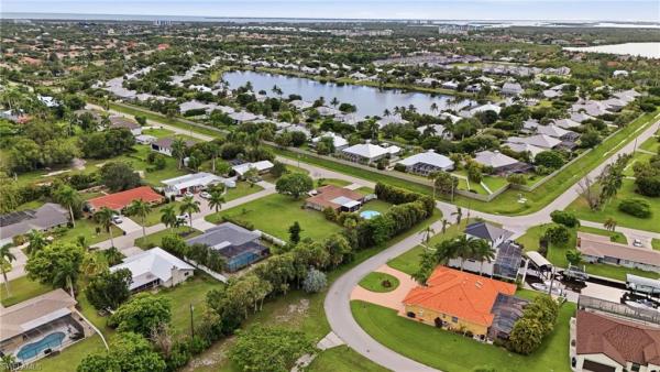 Tahitian Shores, 15602 Copra Ln, Fort Myers, Florida 33908, image 1