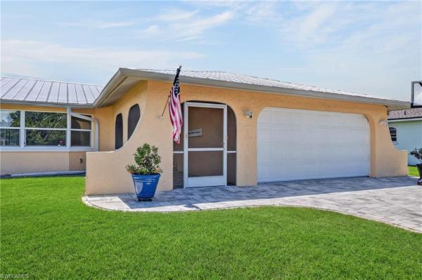 Cape Coral Residential, 1150 35th Ter, Cape Coral, Florida 33904, image 2