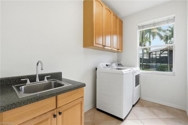 Pinewood Lakes, 13170 Parkline Dr, Fort Myers, Florida 33913, image 2