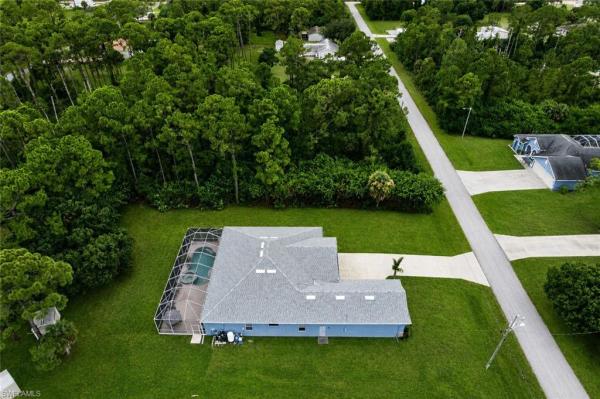 Lehigh Acres, 816 Palmetto Ave, Lehigh Acres, Florida 33972, image 1