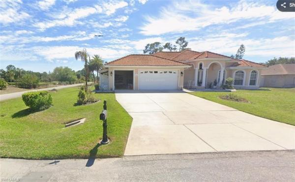 Lehigh Acres, 2606 9th St, Lehigh Acres, Florida 33936, image 1
