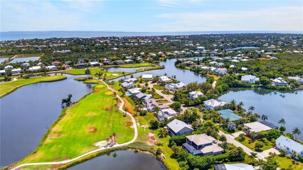 The Dunes At Sanibel Island, 9076 Mockingbird Dr, Sanibel, Florida 33957, image 2