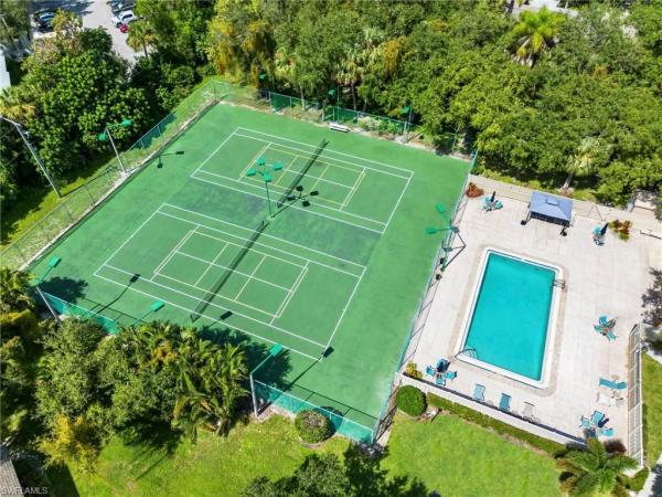 5853 Wyldewood Lakes Ct, Fort Myers, Florida 33919, image 2