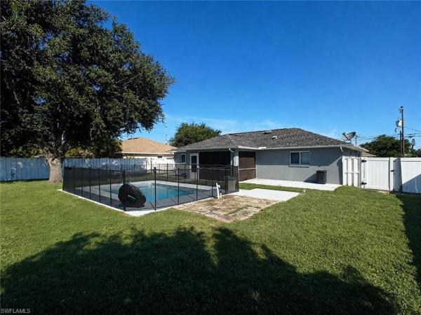Cape Coral Residential, 1138 19th Ln, Cape Coral, Florida 33990, image 1