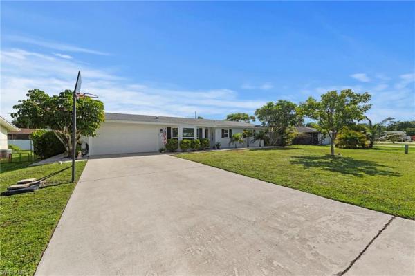 Palm City Park, 871 S Entrada Dr, Fort Myers, Florida 33919, image 1