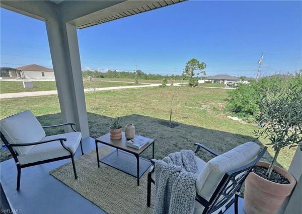 Cape Coral Residential, 1027 W Kismet Pkwy, Cape Coral, Florida 33993, image 2