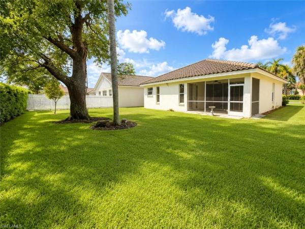Silverlakes, 11330 Lakeland Cir, Fort Myers, Florida 33913, image 2