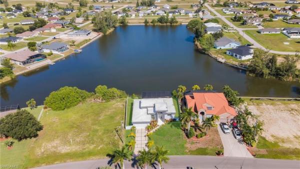 Cape Coral Residential, 1218 20th Ave, Cape Coral, Florida 33993, image 3