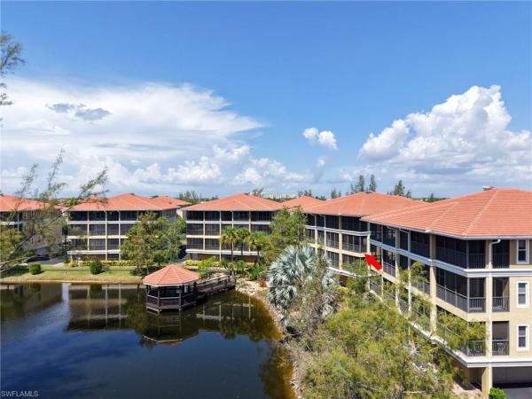 10041 Lake Cove Dr #202, Fort Myers, Florida 33908, image 2