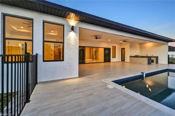 Cape Coral Residential, 2596 Surfside Blvd, Cape Coral, Florida 33914, image 2
