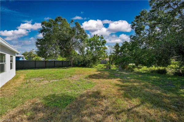 Rainbow Groves, 367 Rosemont Dr, Fort Myers, Florida 33916, image 1