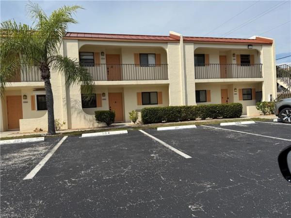 16381 Dublin Cir #204, Fort Myers, Florida 33908, image 1