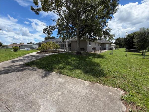 Colonial Pines, 8199 Boonesboro Rd, North Fort Myers, Florida 33917, image 3