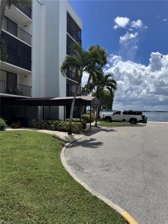 Schooner Bay Columbia, 3490 Key Dr #505, North Fort Myers, Florida 33903, image 1