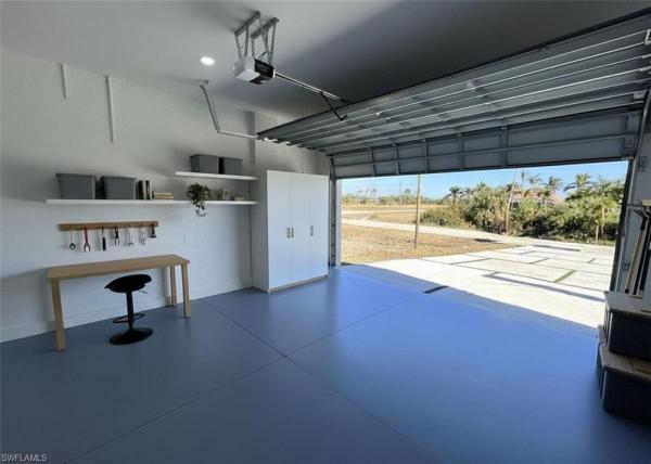 Cape Coral Residential, 4331 31st Ter, Cape Coral, Florida 33993, image 2