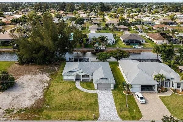 Cape Coral Residential, 313 23rd Ter, Cape Coral, Florida 33990, image 1