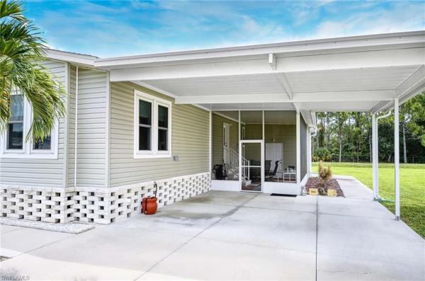 9790 Creekwood Ln, Fort Myers, Florida 33905, image 2