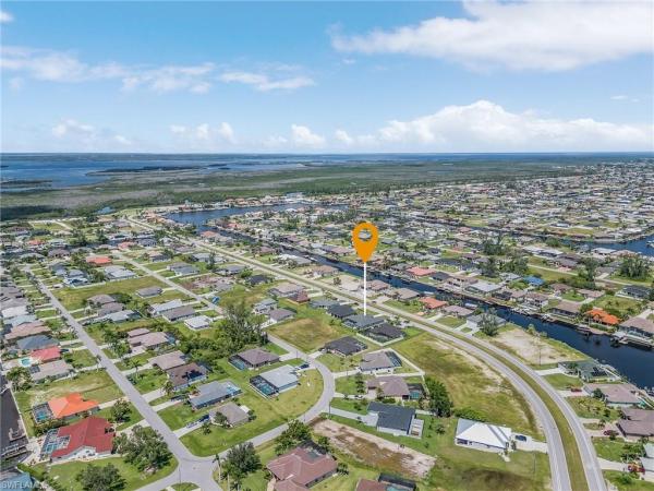 Cape Coral Residential, 3548 Ceitus Pkwy, Cape Coral, Florida 33991, image 1