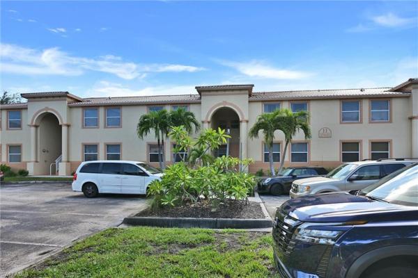 15441 Bellamar Cir #1113, Fort Myers, Florida 33908, image 3
