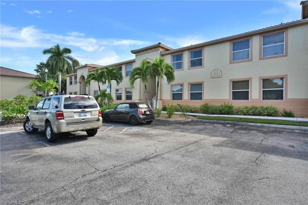 15441 Bellamar Cir #1113, Fort Myers, Florida 33908, image 2