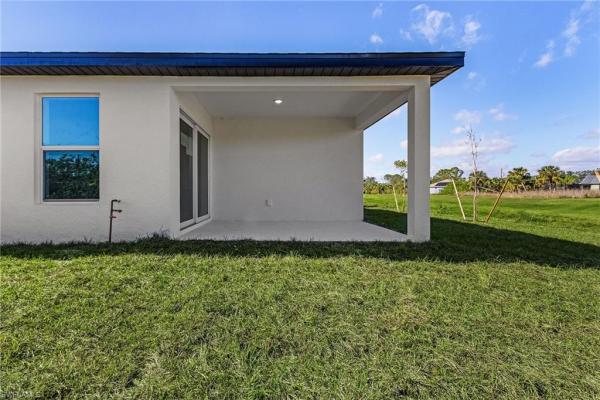 Greenbriar, 545 Oakshire Ln, Lehigh Acres, Florida 33972, image 1