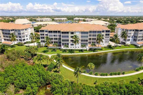9121 Southmont Cv #302, Fort Myers, Florida 33908, image 2