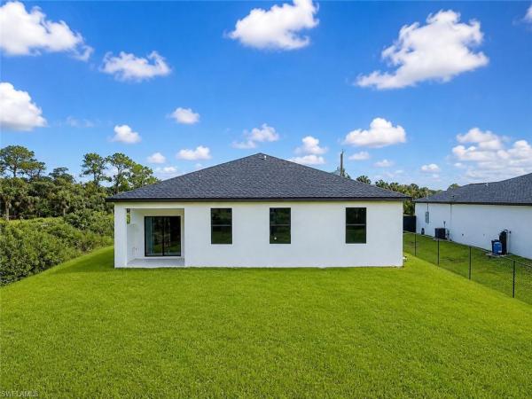 Lehigh Acres, 621 Greenbriar Blvd, Lehigh Acres, Florida 33972, image 1