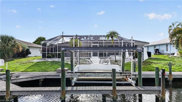 Cape Coral Residential, 5351 Del Monte Ct, Cape Coral, Florida 33904, image 3