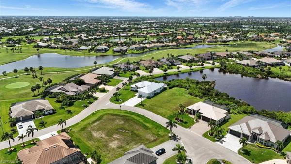 Royal Tee Country Club Estates, 16803 Prince Phillip Ct, Cape Coral, Florida 33991, image 1