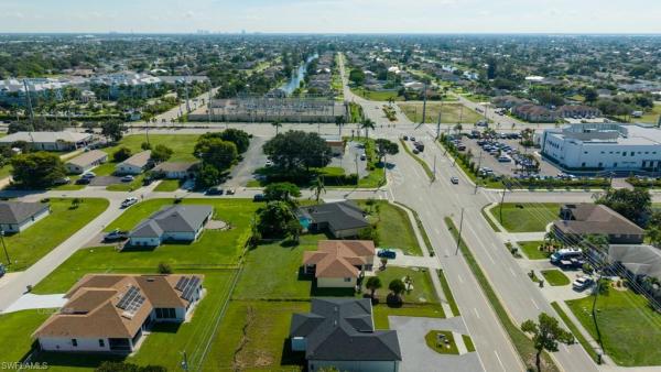 Cape Coral Residential, 21 Trafalgar Pkwy, Cape Coral, Florida 33991, image 2