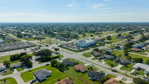 Cape Coral Residential, 21 Trafalgar Pkwy, Cape Coral, Florida 33991, image 1