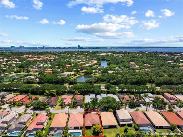 Moody River Estates, 12841 Seaside Key Ct, North Fort Myers, Florida 33903, image 3