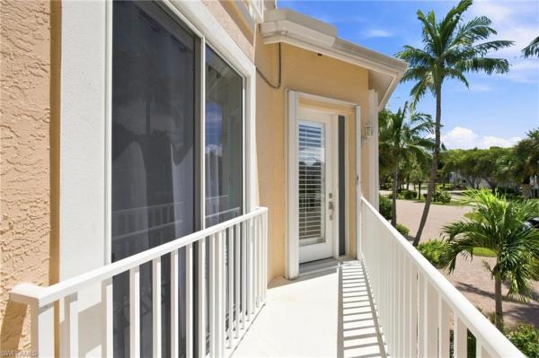 Ostego Bay, 271 Lenell Rd #4, Fort Myers Beach, Florida 33931, image 2