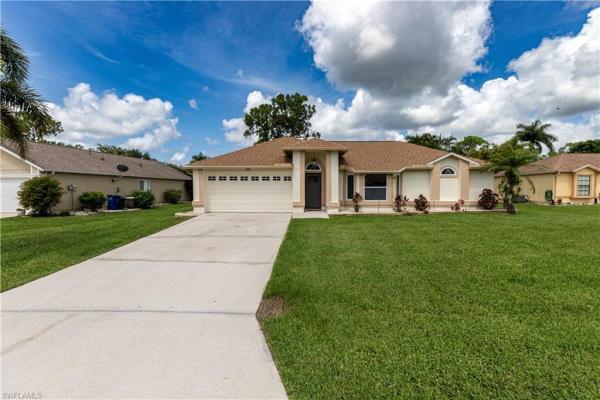 Country Oaks, 19570 Oak Forest Dr, Fort Myers, Florida 33967, image 1