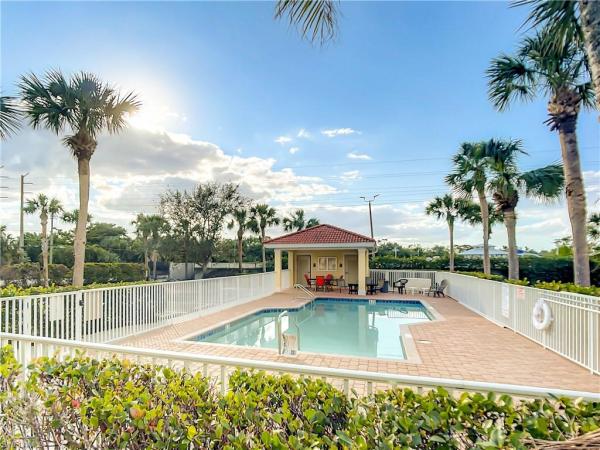 Gulf Hideaway, 5430 Park Rd #4, Fort Myers, Florida 33908, image 1