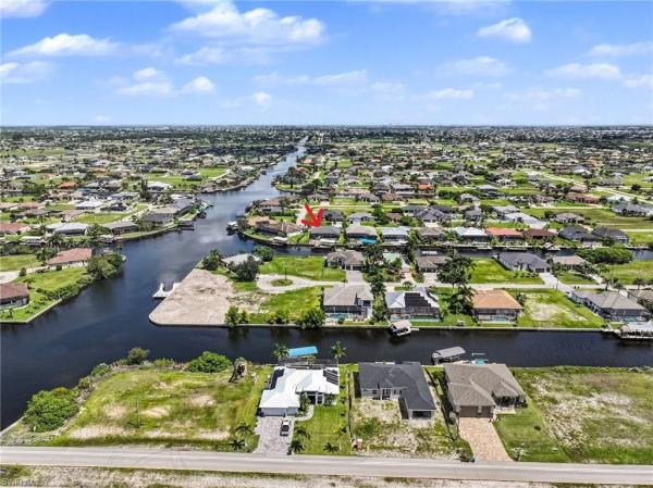 Cape Coral Residential, 1250 38th Pl, Cape Coral, Florida 33993, image 2