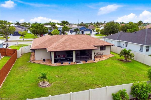 Cape Coral Residential, 4352 Agualinda Blvd, Cape Coral, Florida 33914, image 2