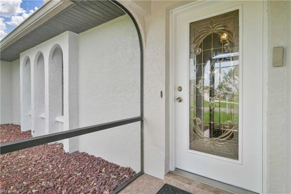 Cape Coral Residential, 634 32nd St, Cape Coral, Florida 33904, image 2